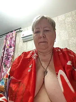 Snapshot of EffectFiona chatting on 6, 2, 2026 EffectFiona online show from 6, 2, 2026