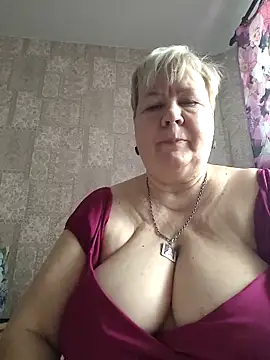 Snapshot of EffectFiona chatting on 9, 2, 2026 EffectFiona online show from 9, 2, 2026