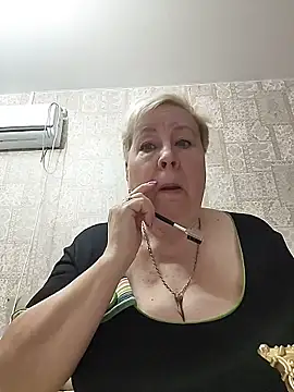 Snapshot of EffectFiona chatting on 22, 5, 2026 EffectFiona online show from 22, 5, 2026