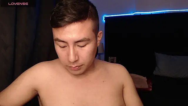 andrewmhilton  online show from 8, 10, 2025