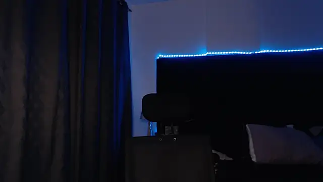 andrewmhilton  online show from 31, 3, 2026