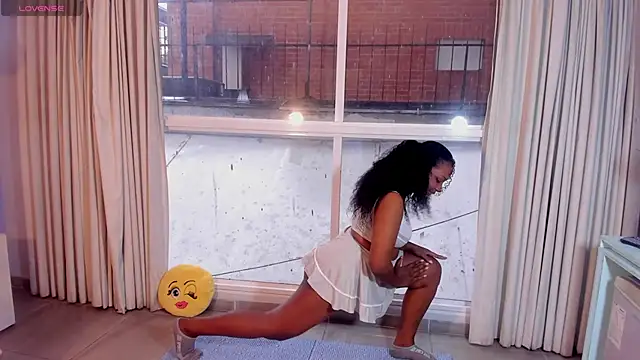 ElizabethBell  online show from 1, 2, 2026