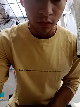 Emir Hassam online show from 24, 12, 2024