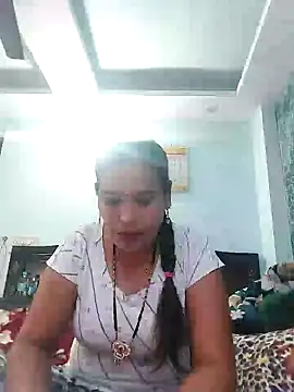 Poojabhabi101 online show from 28, 1, 2025