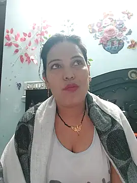 Poojabhabi101 online show from 20, 11, 2025