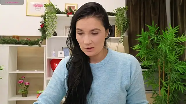 Snapshot of SelineSole chatting on 2, 1, 2025 SelineSole online show from 2, 1, 2025