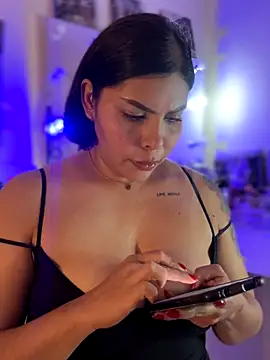 GigiiStone online show from 29, 10, 2025