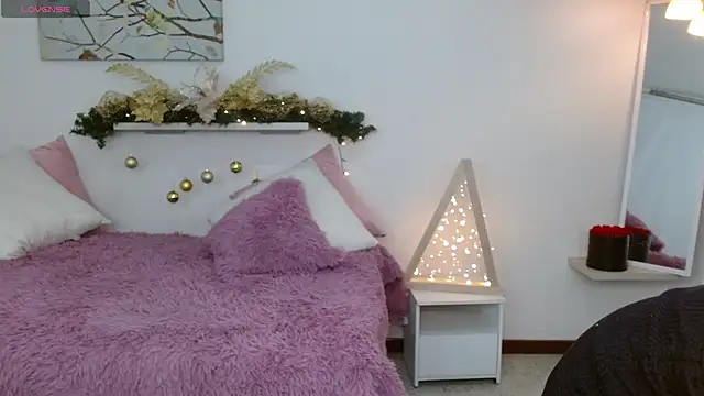 Snapshot of sofia_perez___ chatting on 28, 11, 2025 sofia perez online show from 28, 11, 2025