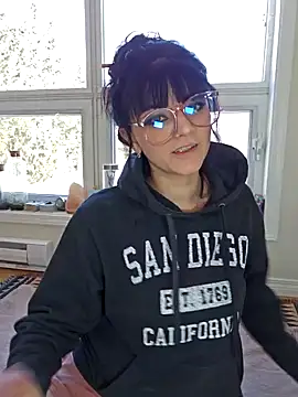 Snapshot of anyalikestosuck chatting on 5, 2, 2025 anyalikestosuck online show from 5, 2, 2025