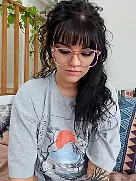 Snapshot of anyalikestosuck chatting on 19, 2, 2025 anyalikestosuck online show from 19, 2, 2025