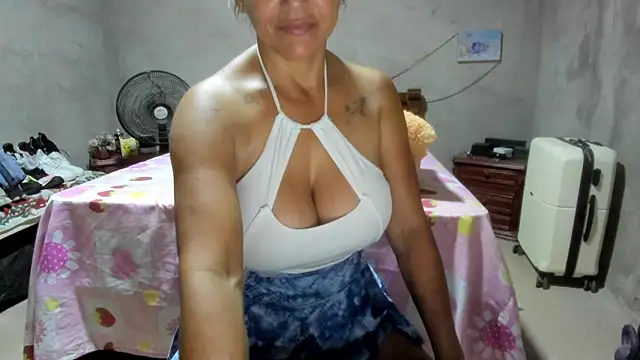 Snapshot of mature__bigboobs__ chatting on 20, 6, 2026 mature bigboobs online show from 20, 6, 2026