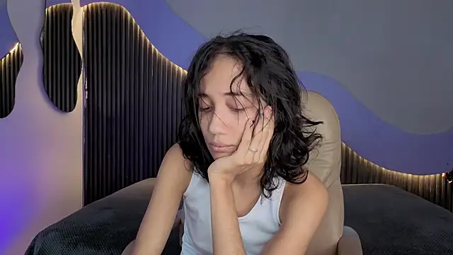 hot little bunny online show from 25, 3, 2026