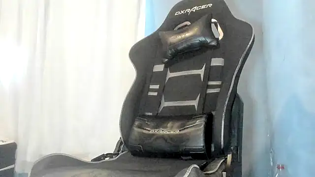 Snapshot of Novin18RJ chatting on 12, 2, 2025 Novin18RJ online show from 12, 2, 2025