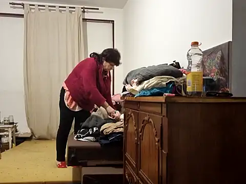 Samantha Squirtxh online show from 10, 10, 2025