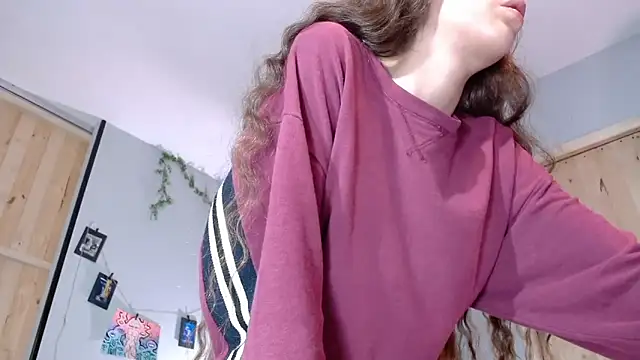 Snapshot of VickyJackson_ chatting on 19, 9, 2025 VickyJackson online show from 19, 9, 2025