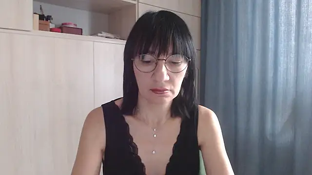 Erica95Bloom online show from 18, 9, 2025