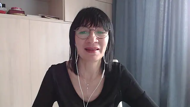 Erica95Bloom online show from 19, 9, 2025