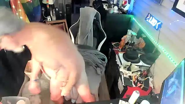 Daddysthick online show from 1, 11, 2025