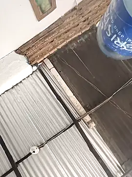 Snapshot of Yelly chatting on 4, 2, 2026 Yelly online show from 4, 2, 2026