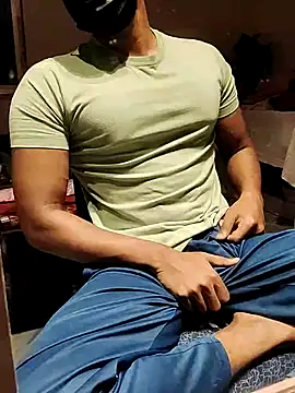 xxxhugedick0001 online show from 23, 2, 2025