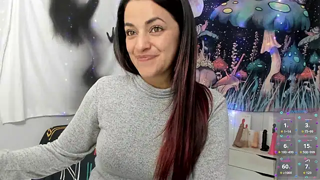 LovelyAzucena online show from 18, 2, 2025