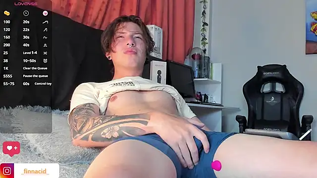 Green acid01 online show from 29, 1, 2025