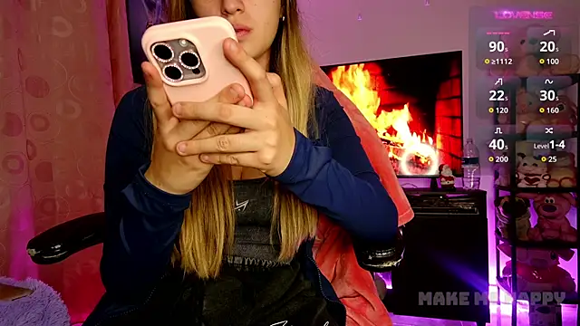 TiffanyBela online show from 9, 11, 2025