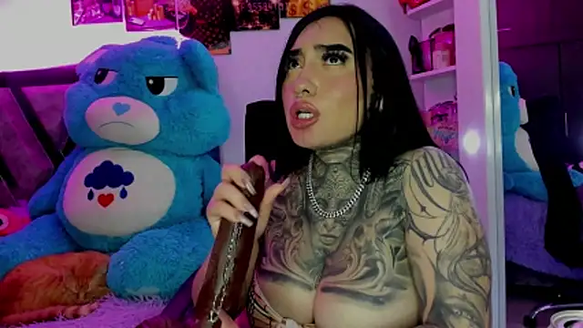 CloeeBeckam online show from 10, 5, 2026