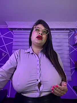 MiiaaJoness online show from 4, 3, 2025