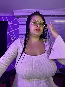 MiiaaJoness online show from 17, 10, 2025