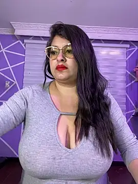 MiiaaJoness online show from 25, 2, 2026