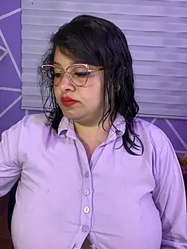Snapshot of MiiaaJoness chatting on 22, 7, 2026 MiiaaJoness online show from 22, 7, 2026