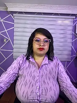Snapshot of MiiaaJoness chatting on 28, 7, 2026 MiiaaJoness online show from 28, 7, 2026