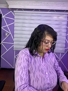Snapshot of MiiaaJoness chatting on 28, 7, 2026 MiiaaJoness online show from 28, 7, 2026