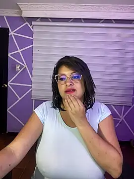 Snapshot of MiiaaJoness chatting on 29, 7, 2026 MiiaaJoness online show from 29, 7, 2026