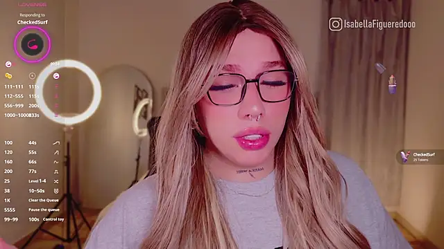 Snapshot of IsabellaFigueredo__ chatting on 2, 1, 2025 IsabellaFigueredo   online show from 2, 1, 2025