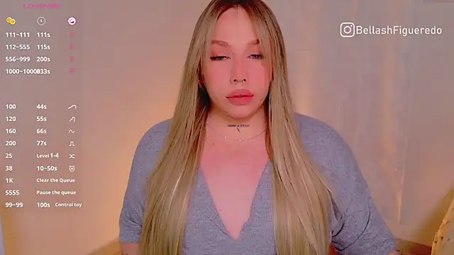 Snapshot of IsabellaFigueredo__ chatting on 5, 2, 2025 IsabellaFigueredo   online show from 5, 2, 2025