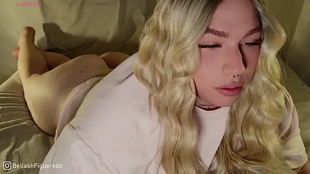 Snapshot of IsabellaFigueredo__ chatting on 13, 9, 2025 IsabellaFigueredo   online show from 13, 9, 2025