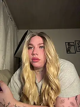 IsabellaFigueredo   online show from 4, 11, 2025