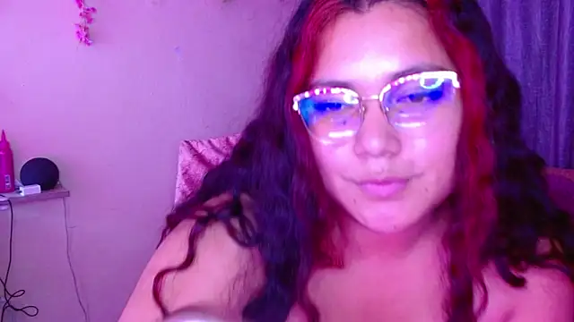 girl milk2 online show from 6, 10, 2025