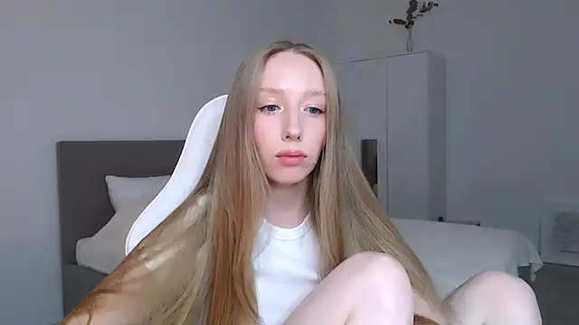 Luna insniity online show from 3, 11, 2025