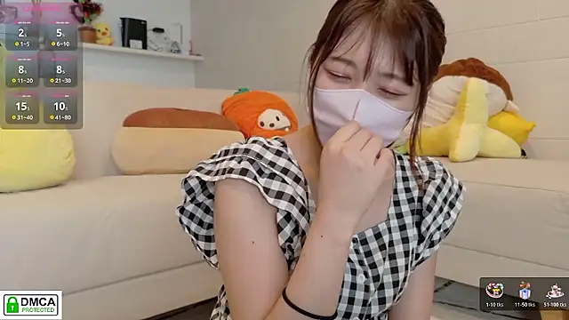 Snapshot of SUZU_ chatting on 5, 7, 2026 SUZU online show from 5, 7, 2026