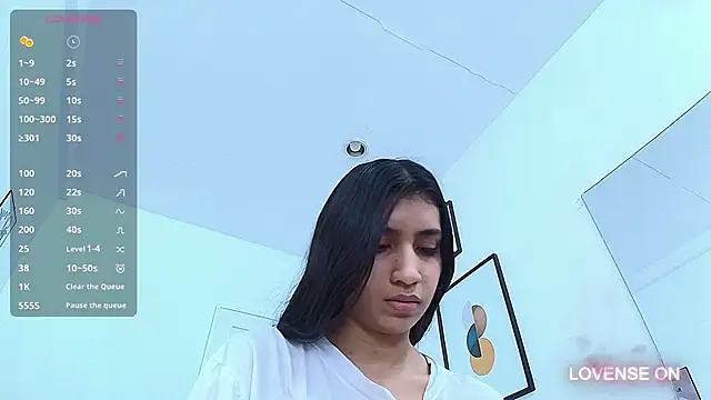 littlee emilyy  online show from 22, 12, 2024