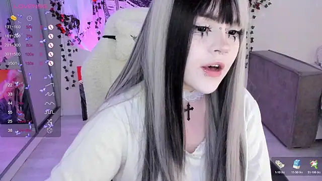 SelenaCute online show from 4, 11, 2025