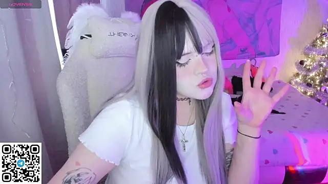 SelenaCute online show from 6, 1, 2026