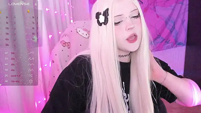 SelenaCute online show from 2, 7, 2026