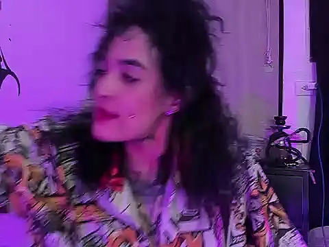 sarah benjjaminn online show from 4, 6, 2026