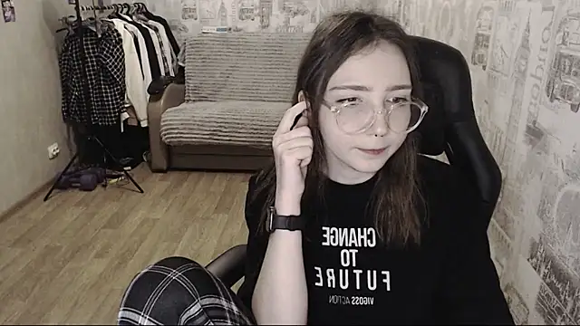 Snapshot of AmeliaKamishiro chatting on 10, 12, 2024 AmeliaKamishiro online show from 10, 12, 2024