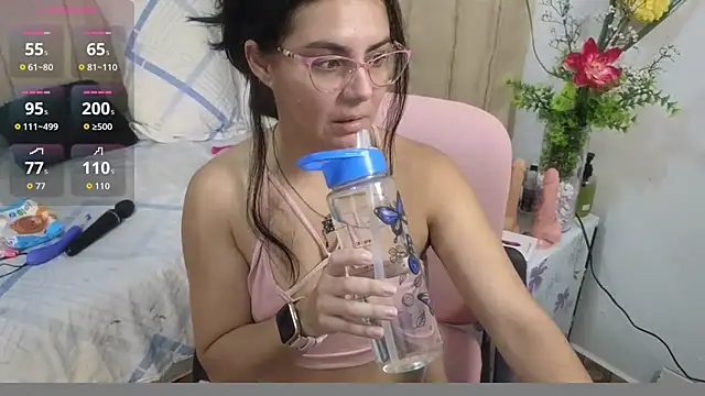 lovely trix online show from 14, 4, 2026