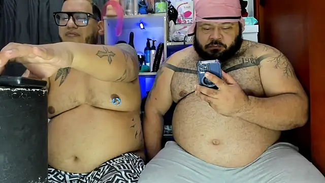 Snapshot of Latino_bigcock chatting on 3, 12, 2024 Latino bigcock online show from 3, 12, 2024